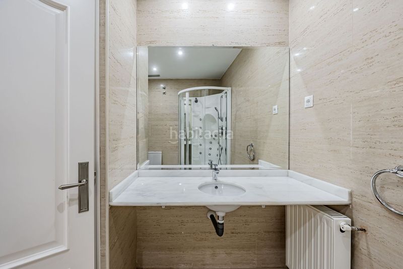 Foto a83e72d2-1b5f-42fd-b337-3d6845ff5729. Chalet in calle de la masó 97 in Mirasierra Madrid