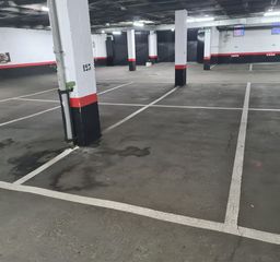 Aparcament cotxe a Paseo de los Pontones