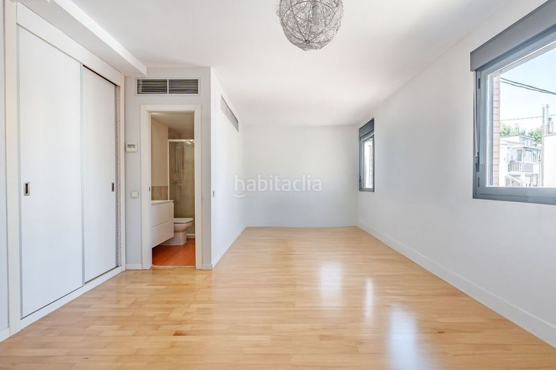 Foto e03c47a1-4592-44c3-85d3-c5f670a8528e. Piso en Comillas Madrid