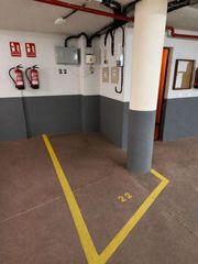 Posto auto in Calle del Mesón de Paredes 77