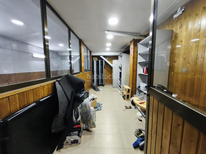 Foto 0bac7e1a-bff9-434d-a296-ef3eb0b360e7. Locale commerciale in Opañel Madrid