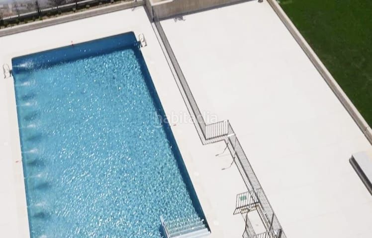 Foto 62fc0176-c658-4a04-ae29-2ed5e116116d. Pis amb calefacció aparcament piscina a Los Berrocales Madrid