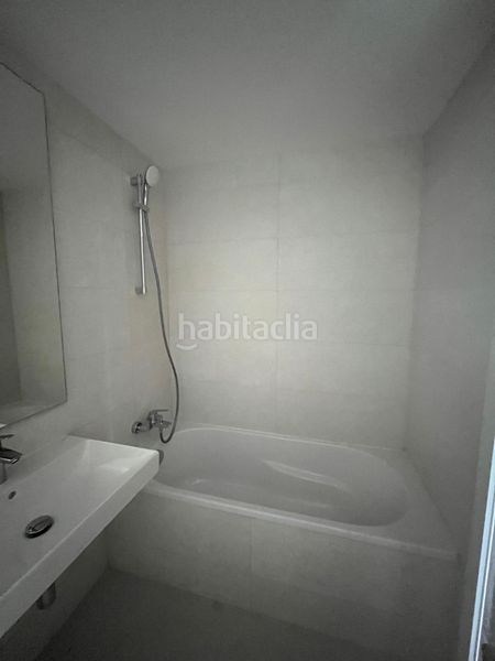 Foto b7f14a2a-08e3-4180-bddb-a89300487034. Pis amb calefacció aparcament piscina a Los Berrocales Madrid
