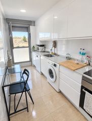 Etagenwohnung  Avenida de atenas. Piso de 2 dormitorios en venta