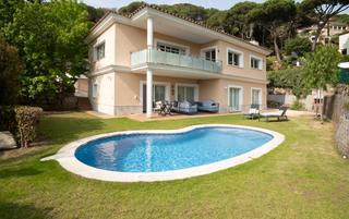 Chalet  . Vistas al mar, amplitud y elegancia tu casa familiar en premi d
