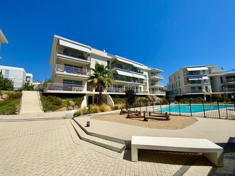 Foto d7fd4838-00fd-44a3-9c0c-e81239b8f777. Appartamento con riscaldamento parcheggio piscina in Masnou (El)