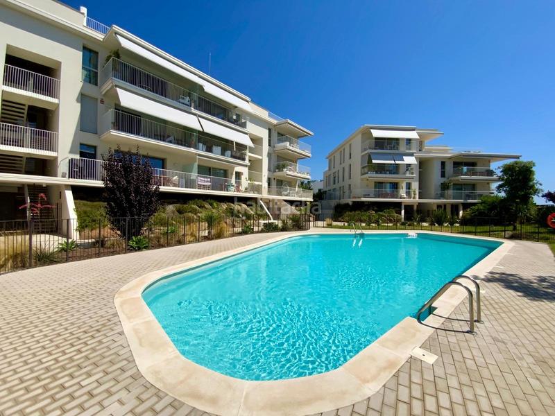 Foto faf0a217-d89c-4831-8603-b0905f28bc5d. Appartamento con riscaldamento parcheggio piscina in Masnou (El)