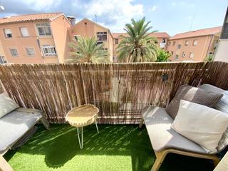 Appartement à Bufalà. Piso reformado para entrar a vivir ,de 2 habitaciones con terraz