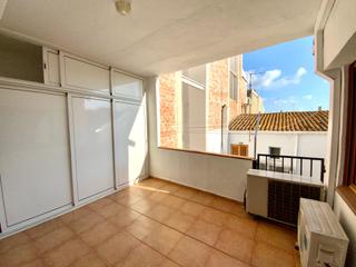 Lloguer Pis  Carrer fontanills. Tu refugio con taller y terraza un hogar con doble vida.