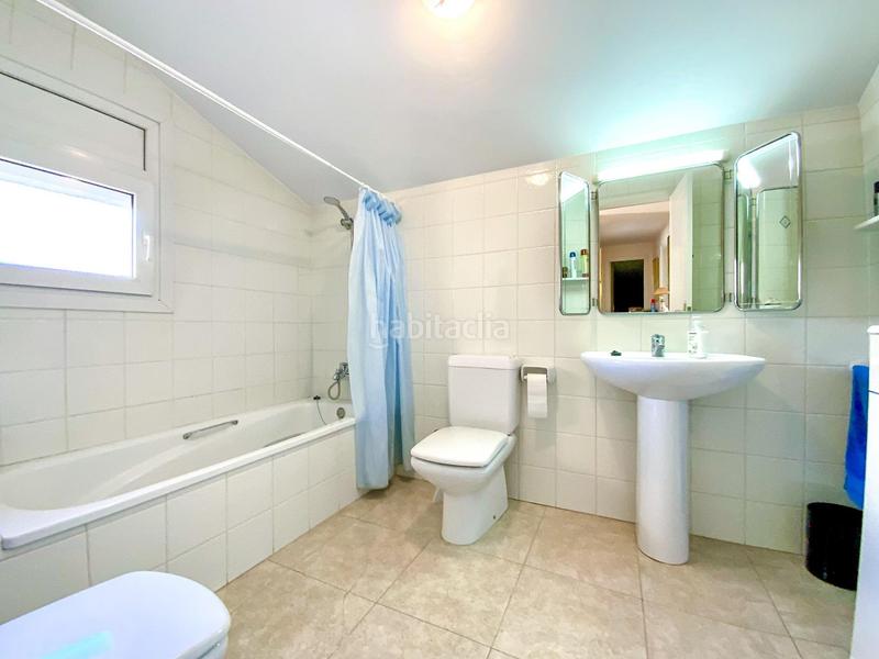 Foto c1d8984f-0be0-43af-a066-842d2c993f22. Chalet mit heizung parking in Teià