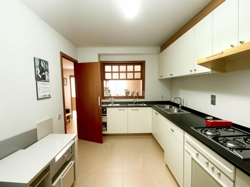 Foto e8c8d20a-d400-4029-91c7-62a7c027ff39. Pis amb aparcament a Centre Masnou (El)