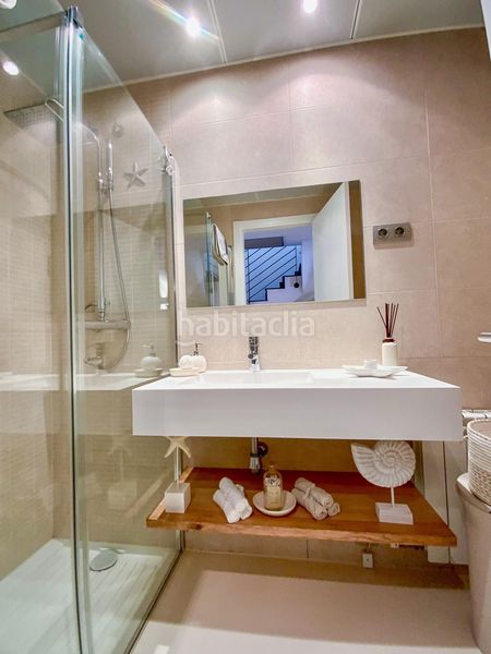 Foto 8071d74b-f60a-4e73-b147-620923e8864b. Casa adossada amb calefacció aparcament piscina a Masnou (El)