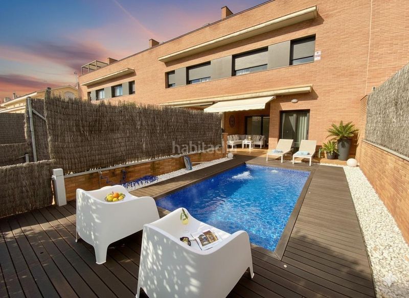 Foto bfec6722-8482-46b9-8d02-8d3c0848c5c2. Casa adossada amb calefacció aparcament piscina a Masnou (El)