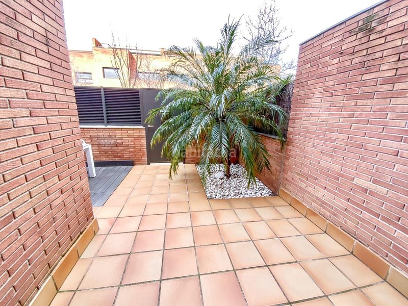Foto f08e1e47-fb18-4175-9381-c02b2c98720c. Casa adossada amb calefacció aparcament piscina a Masnou (El)