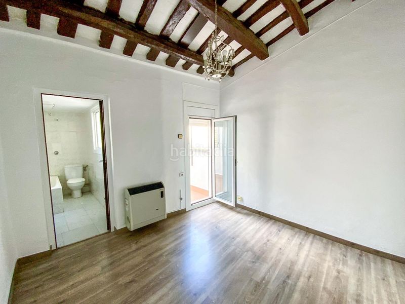 Foto 91bee829-41b8-4c27-8c85-bc935f4408ac. Casa amb calefacció a Centre Masnou (El)