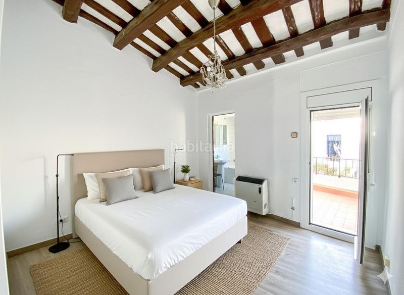 Foto fbfff7e6-f3c1-481c-aacb-704ca954a639. Casa amb calefacció a Centre Masnou (El)