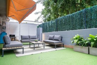 Ground floor  Calle de marta mata. Tu refugio junto al mar planta baja con terraza privada en montg