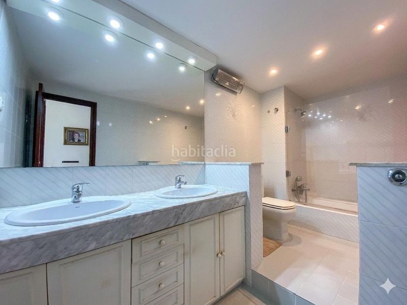 Foto 2018c32d-a1ea-4c36-a82d-9a1e0d32f5fc. Casa adossada amb aparcament piscina a Teià