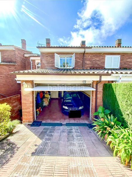 Foto f459c165-6296-4886-9d83-c0c29ca57d8e. Casa adossada amb aparcament piscina a Teià
