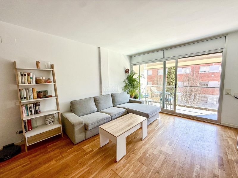 Foto 49e6ac6d-9f06-4a21-bd13-42b393070aee. Pis amb aparcament piscina a Alella