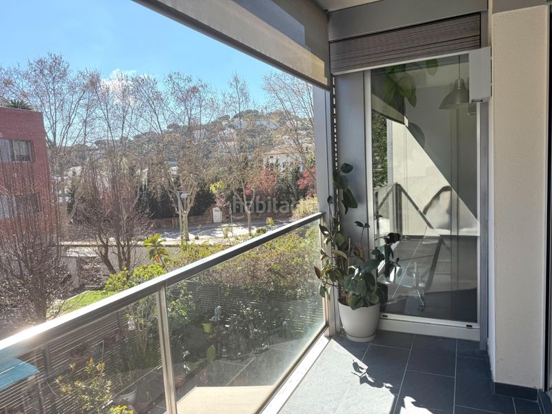 Foto 8b370457-ed0a-48ff-bd8a-131192e61906. Pis amb aparcament piscina a Alella