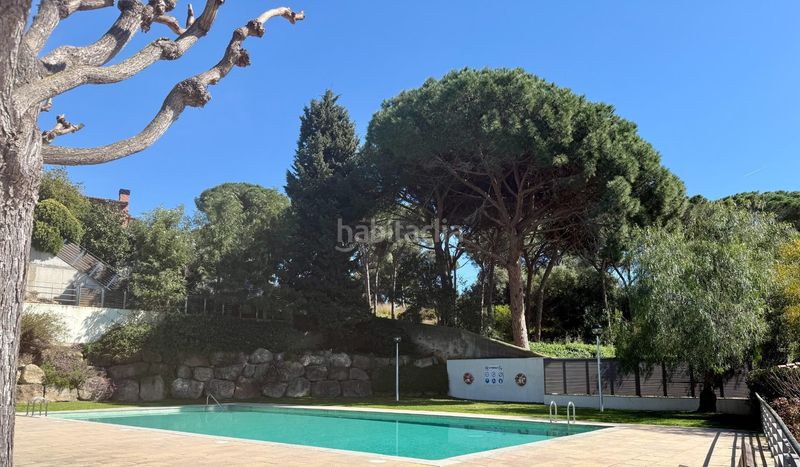 Foto d2377b20-165d-423c-8fee-77194d2267a4. Pis amb aparcament piscina a Alella