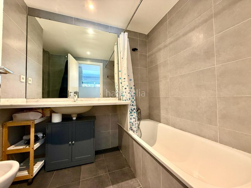 Foto f17fab9c-897d-4bcb-815c-a24aad931a79. Pis amb aparcament piscina a Alella