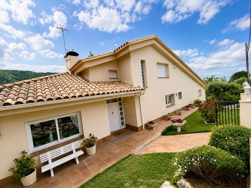 Foto e1127da6-56aa-4bd5-b235-809be7b5fa00. Xalet amb calefacció aparcament a Teià
