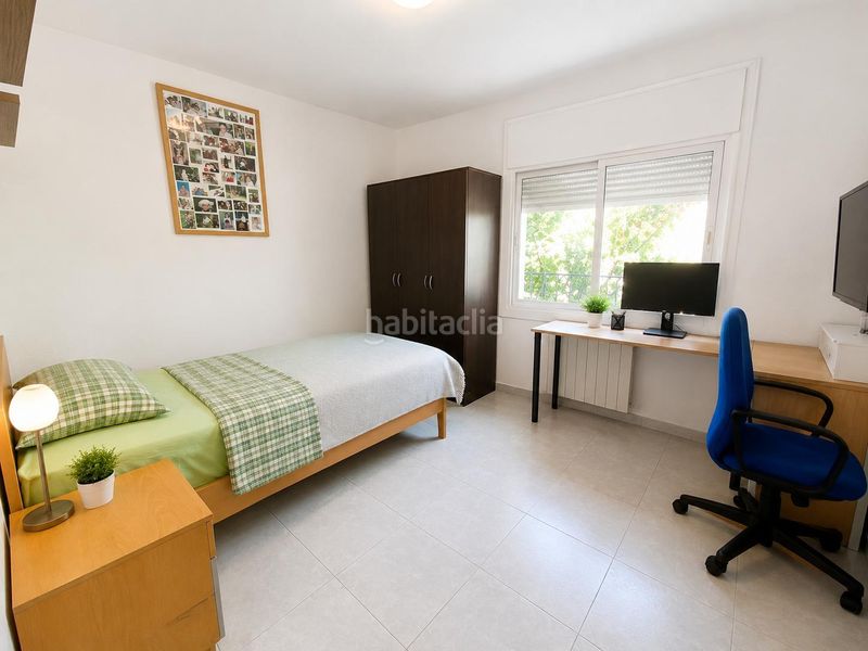 Foto 31f81b15-ef56-45d4-b601-428491c24c8d. Casa amb calefacció a Vista Alegre Mataró