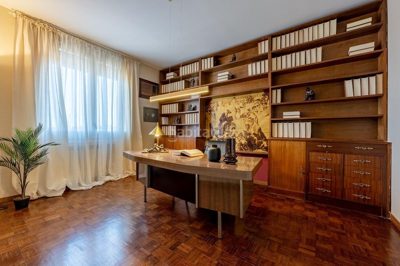 Foto da3d2fb5-92ee-4431-aa30-bb05ac626d4f. Pis amb calefacció a Vila de Gràcia Barcelona