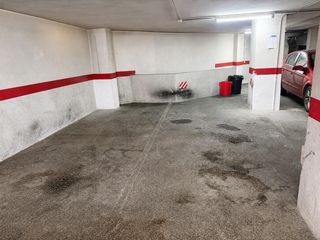Miete Autoparkplatz  Passeig sant joan. Plaza de parking en passeig sant joan  ideal para coche pequeño