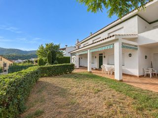 Affitto Chalet  Pompeu fabra. Espectacular casa con gran jardín y vistas privilegiadas en vila
