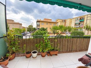 Appartement  Ramon i cajal. Piso de 83 m2 con una gran terraza y vistas abiertas en el masno