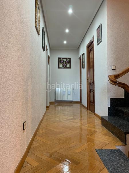 Foto 95943f96-b2c9-4cd3-9dee-a264a97ca04f. Chalet mit parking pool in nuevo Aranjuez-ciudad de las artes Aranjuez