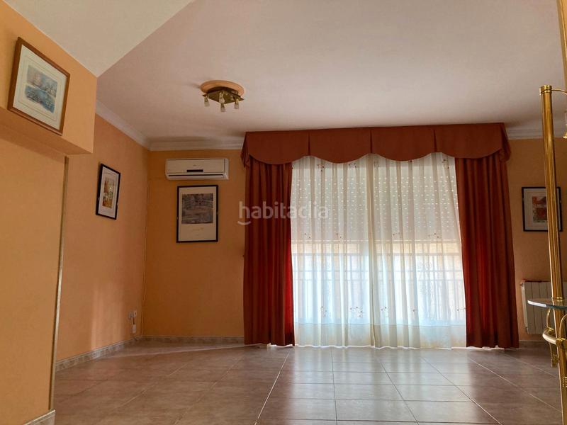 Foto 7618ecc9-24c0-4b47-8c99-bad2d358288d. Casa adossada amb aparcament a Ontígola