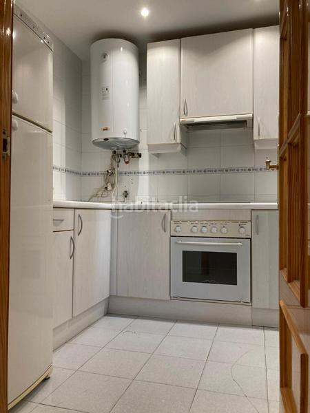 Foto 8aab8e6b-0197-456b-a7e7-d892a6361a08. Casa adossada amb aparcament a Ontígola