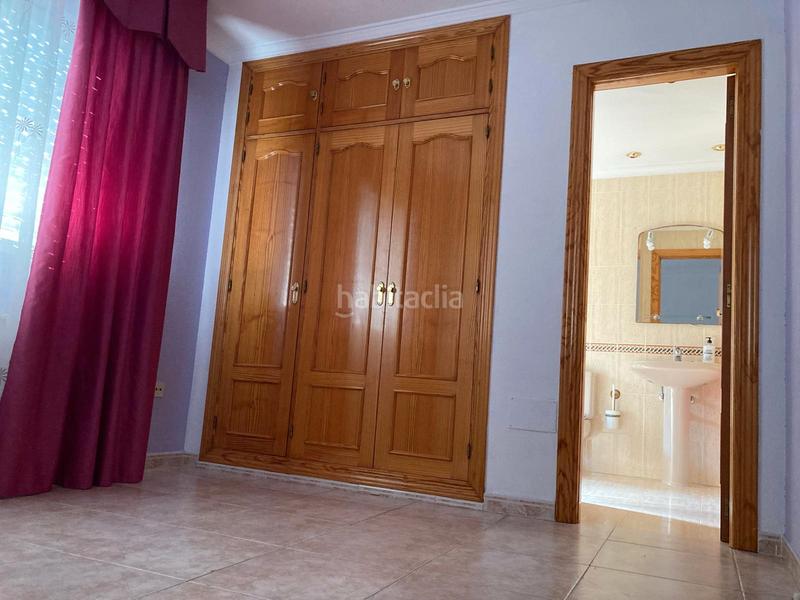 Foto 8ae7e0e7-741b-4d47-8b4d-596d9c460337. Casa adossada amb aparcament a Ontígola