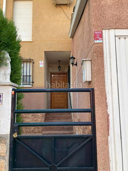 Foto f972f68b-519e-4389-afa2-2ca3ce284ce7. Casa adossada amb aparcament a Ontígola