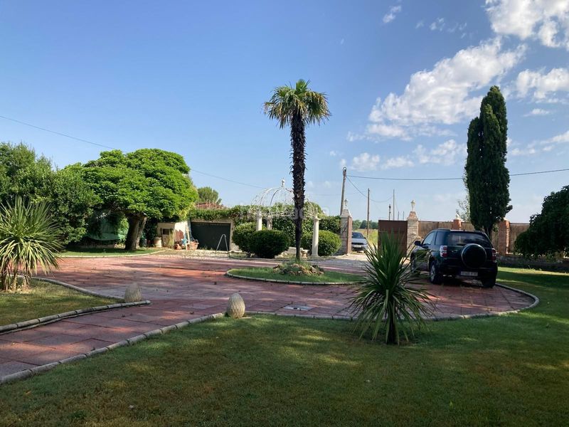Foto c8b548ae-a176-44e2-b41a-8494cb8a430f. Casa amb piscina a Foso-Moreras Aranjuez