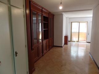 Location Appartement  Calle de santa engracia. Apartamento muy luminoso