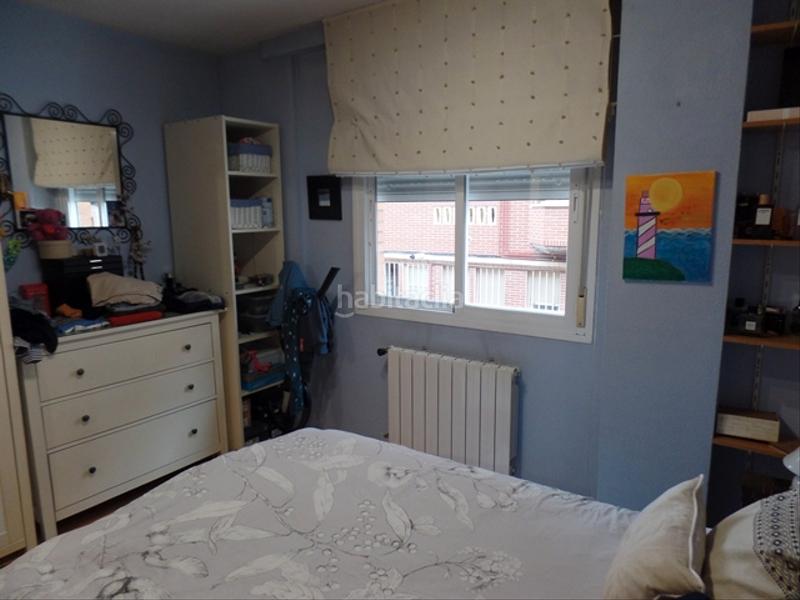 Foto 40c2a2f6-5969-4f18-b8a2-5223e51a71b8. Appartement avec chauffage dans Valdeacederas Madrid