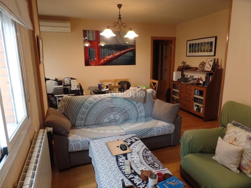 Foto d9b70b1d-588f-40aa-b69b-7d9b7a192313. Appartement avec chauffage dans Valdeacederas Madrid