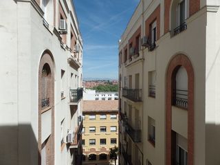 Lloguer Pis  Avenida de la reina victoria. Piso reformado, luminoso y muy bien comunicado