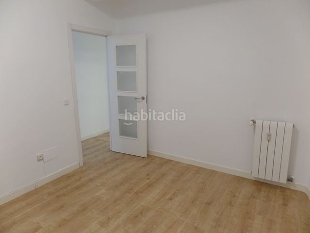 Foto f4bde9ae-fc41-49df-a9fb-69118bf775cb. Pis amb calefacció a Bellas Vistas Madrid