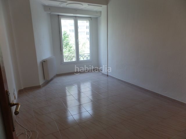Foto 3a3447fc-1257-498d-b4ed-ec490ae1345b. Rent flat with heating in Vallehermoso Madrid