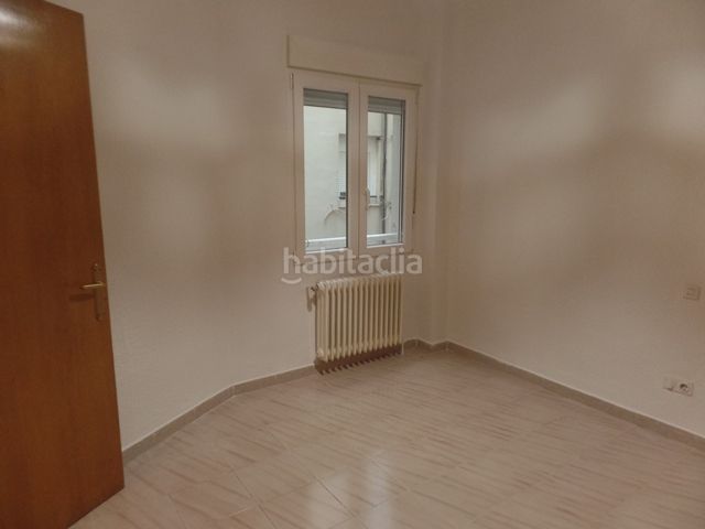 Foto 45e5dcbe-d0d1-4e56-b053-06b3470f84d0. Rent flat with heating in Vallehermoso Madrid
