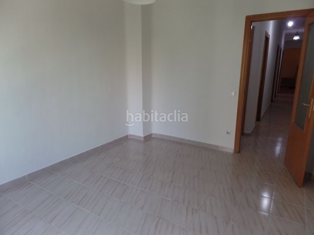 Foto 955a9435-0ade-41b3-acb9-4c4f14aca015. Rent flat with heating in Vallehermoso Madrid
