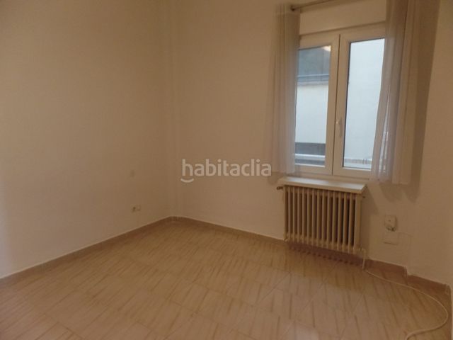 Foto a50145ca-6e9f-46c4-bb5e-c396d9856507. Rent flat with heating in Vallehermoso Madrid