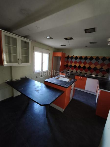 Foto 36d75019-a3fa-4e0a-90b2-b423fbd86d8d. Maison avec parking piscine dans Eurovillas Nuevo Baztán