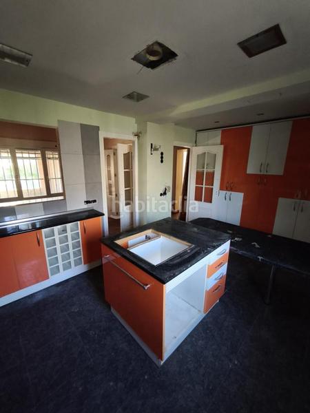 Foto dee17ea7-cb03-419b-be65-a1f891c0afa5. Maison avec parking piscine dans Eurovillas Nuevo Baztán